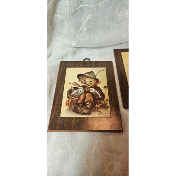 3 Vintage Hummel Wooden Wall Plaques - Picture 4 of 10